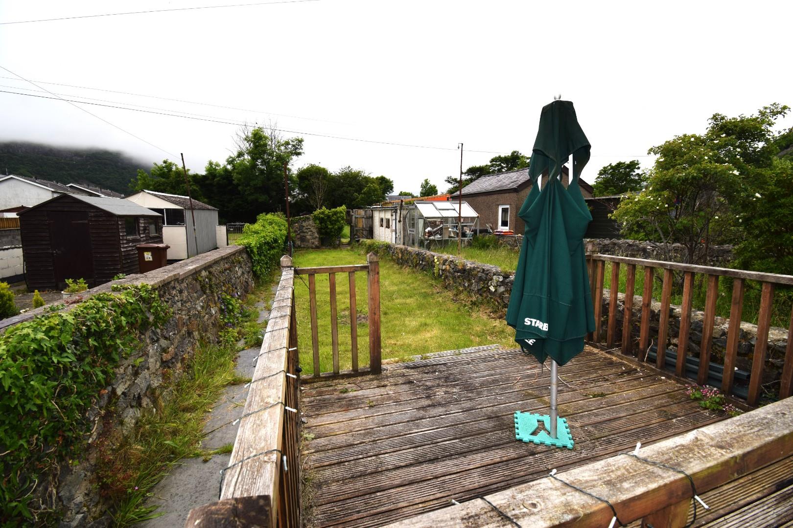 Timber Decking & Garden.JPG